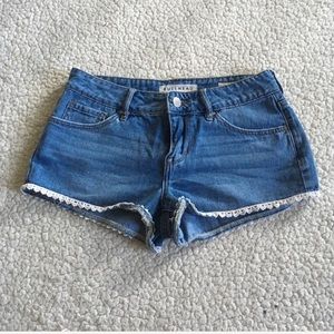 🛍 Pacsun Low Rise Denim shorts w lace 24